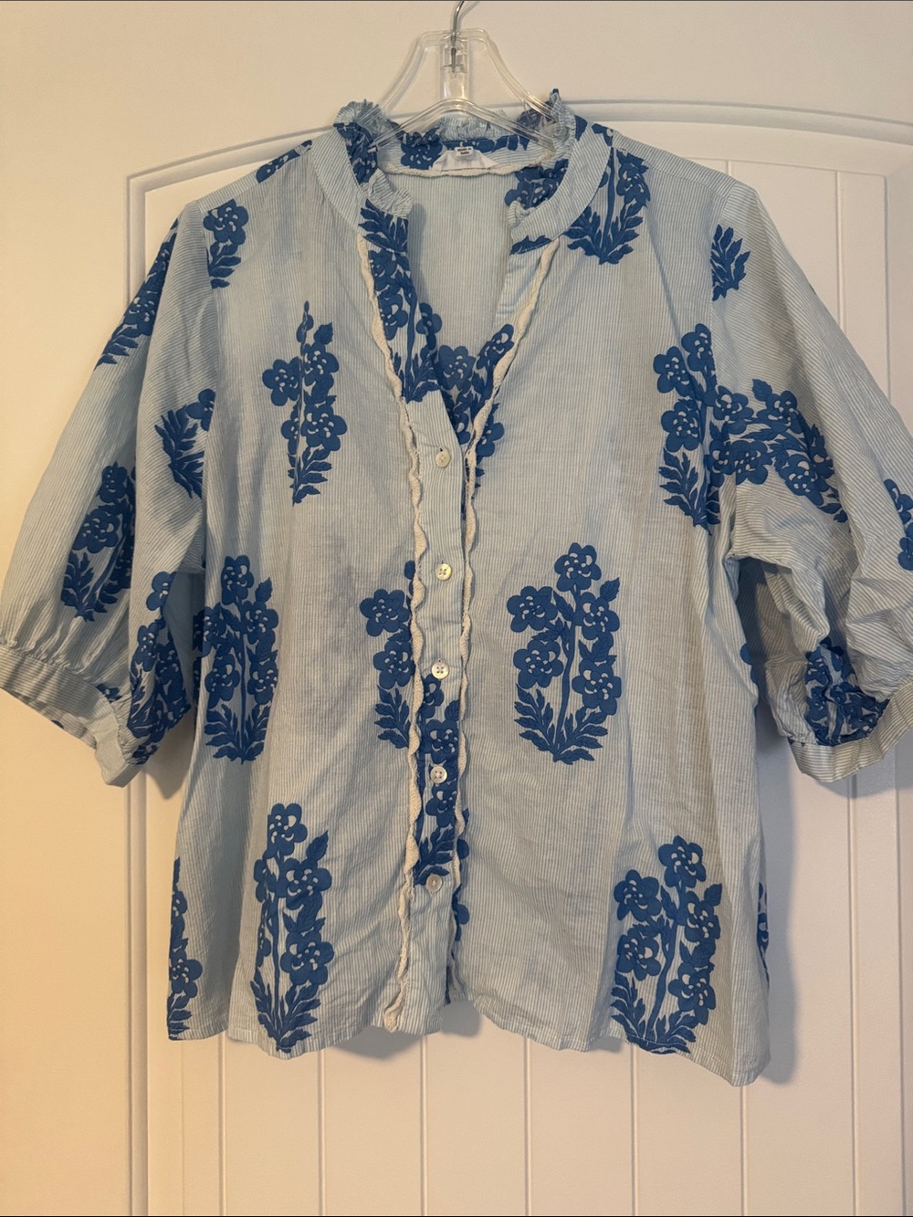 THML Light Blue Button-Front Blouse with Royal Blue Floral Print